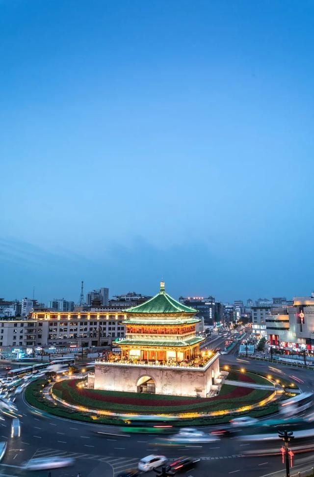  星球|一夜爆红上榜孤独星球！这个古城美食不输成都，景区免费高铁直达