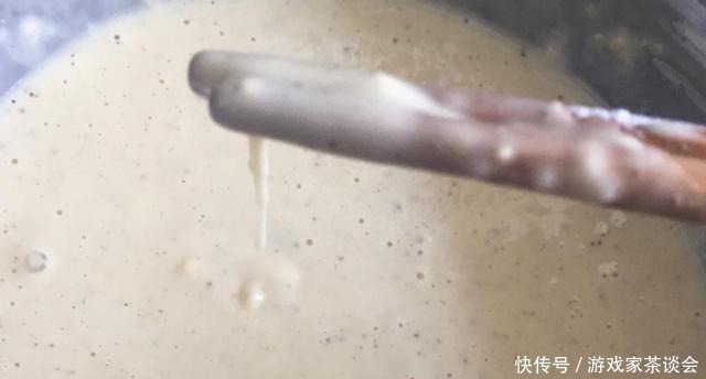 外酥|跟着我做油炸蘑菇,比炸酥肉还好吃,外酥里软,放一天还酥脆