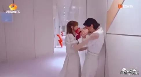  浪学|浪学｜笨蛋美女张雨绮才是讲话艺术家？