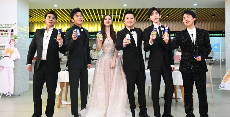  回归|《奔跑吧》新一季阵容官宣，上季原班人马回归，新增MC令人期待