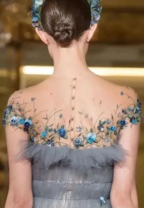 细节|时装背部细节表现丨绝对不能敷衍的背部设计