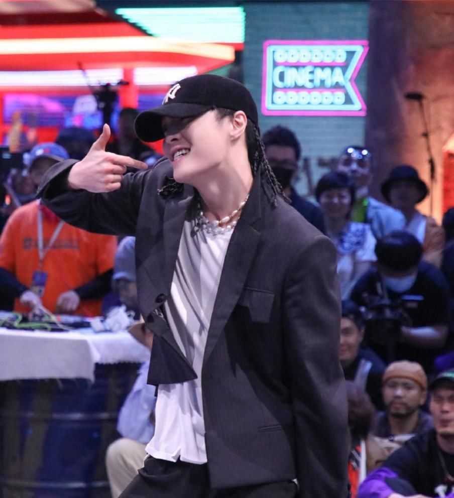  张艺兴|《这！就是街舞》队长PK，凭什么张艺兴krump舞蹈能封王？