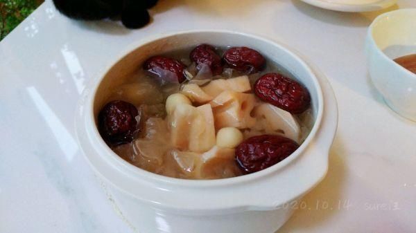 红红|这样做莲莲红红银耳汤,比饭店里的还好吃