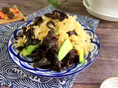  绝配|鸡蛋和什么食材一起炒是绝配？我家夏天常吃这6道菜，简单还好吃