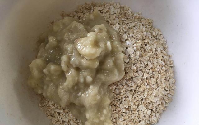  即食燕麦片|自制燕麦饼干，低卡低热量，饱腹感强，简单又好吃