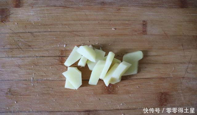 鲜嫩|国宴名菜宫保鸡丁怎样做多加这1步肉质鲜嫩多汁,吃一口就爱上