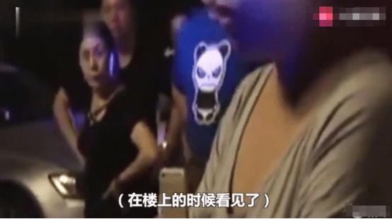  刮倒|外卖车被大风刮倒，结果砸坏奔驰，被交警判全责后骑手怒怼交通法