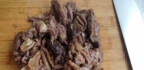 贩子|猪身上最好吃部位,1头猪只有1斤,肉贩子舍不卖