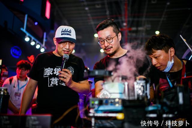 华硕主|终极信仰,硬核出击,华硕主板燃爆BW2020