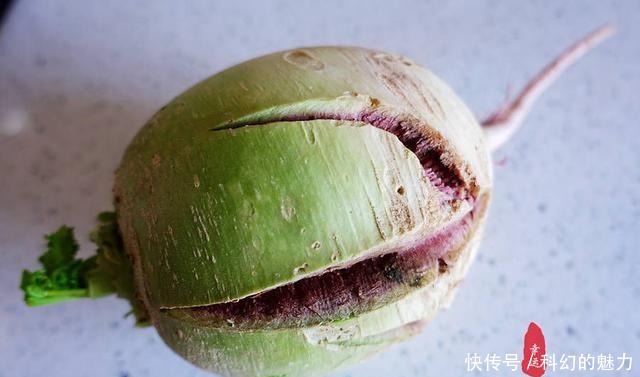 爽脆|腌好的心里美萝卜,爽脆有韧性,颜色也美,吃起来特爽快