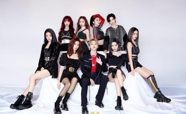  何炅|THE9团综开录，何炅助阵，4位嘉宾太强大