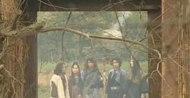  主角|将观众智商“按在地上摩擦”的经典台词：这么小年纪就学会撒谎了