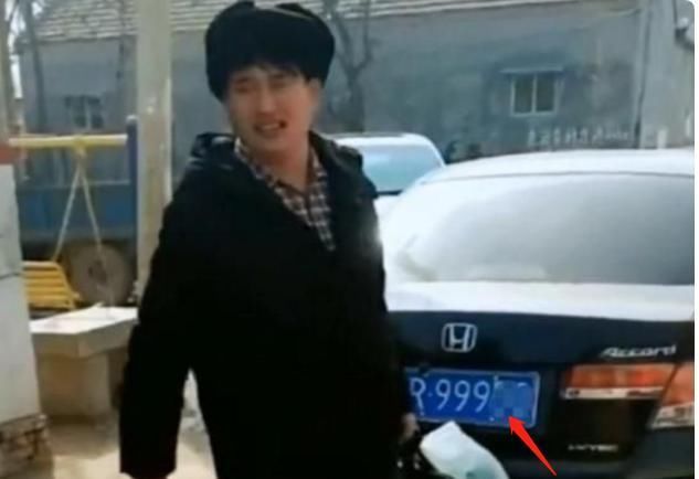  大衣哥|朱之文又换新车，看到999车牌，网友：怪不得要配保镖