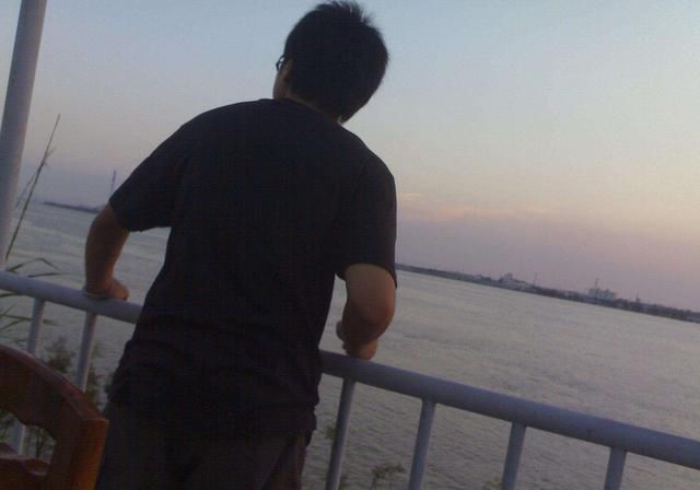  打工|川妹子打工赚钱养家，丈夫却说钱一分没寄回，人还不见了？