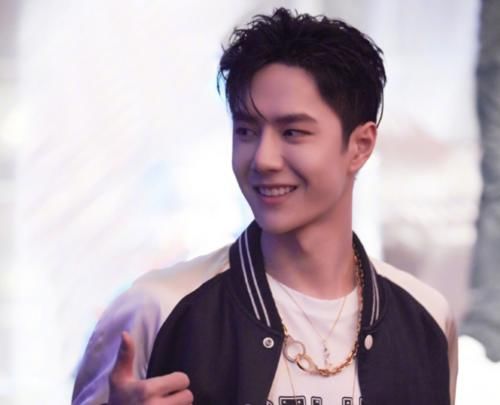  王一博|王一博新综来袭，嘉宾阵容很强大，而虞书欣却携手“舅舅”加盟