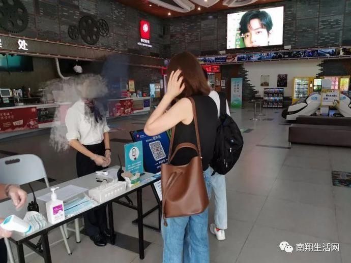  影院|【独家】今日第一场！嘉定影院回来了！