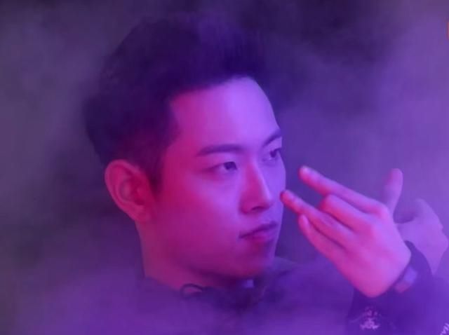  Freeout|《说唱听我的》冠军出炉，决赛成Freeout主场，JD“一穿四”碾压