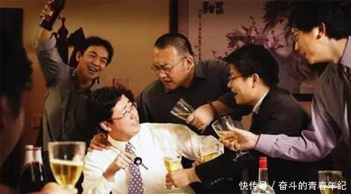 喝酒|饭局中,不可做这4件事,否则必惹人厌!