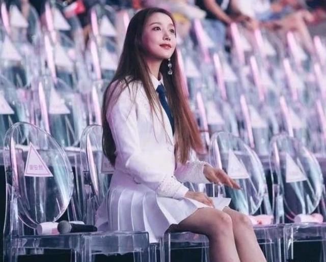  极好|《创造营》最遗憾选手姜贞羽，因伤退赛资源却极好：幸好没有成团