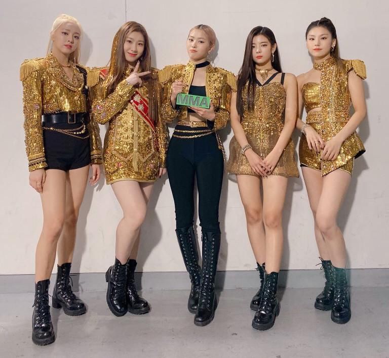  舞台|舞台匠人认证！ITZY将呈现历代级表演，新曲舞蹈比前作难2.5倍