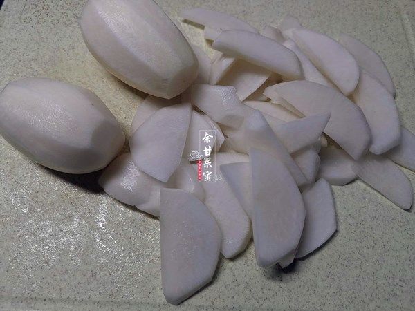 下饭|秋凉后，家人就爱这道菜，荤素搭配好丰富，咸鲜下饭，满嘴香