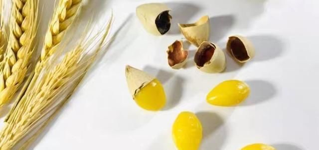  白果|外婆创新菜之西芹芦荟炒白果