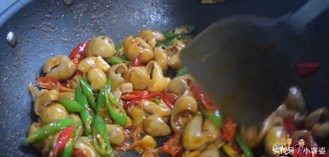 猪大肠|猪大肠最好吃的做法,简单美味,香辣下饭,看看你喜欢吃不?