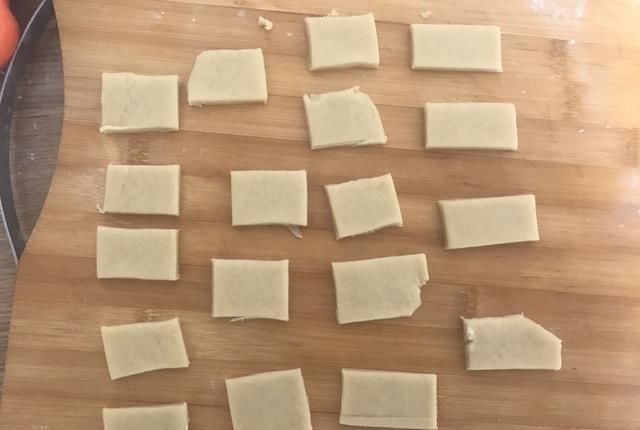  西瓜冰沙|夏天最完美组合，牛奶饼干配沙拉，好吃不腻，冰凉清爽，刷剧必备