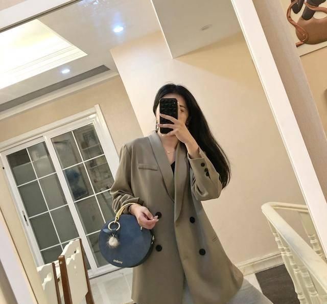  博主|这些ins博主也太时髦了！跟着街拍潮人学穿搭，秒杀你的朋友圈