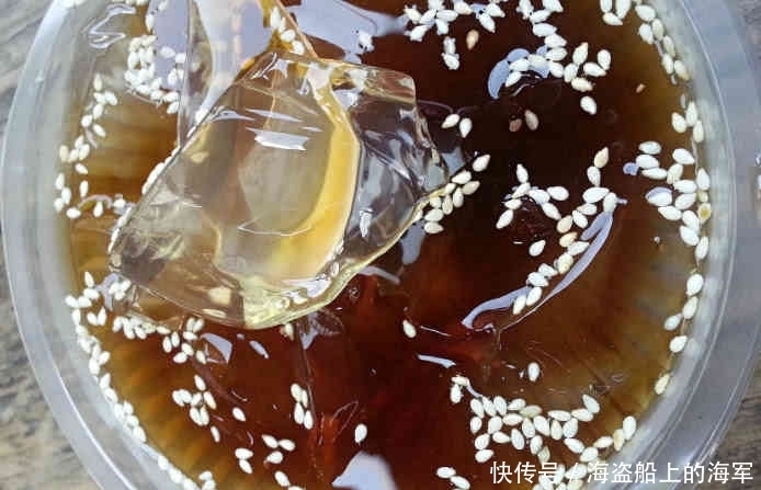  取名|在中国“吃到吐”的食物，在国外，却成了奢侈品，取名雨滴蛋糕