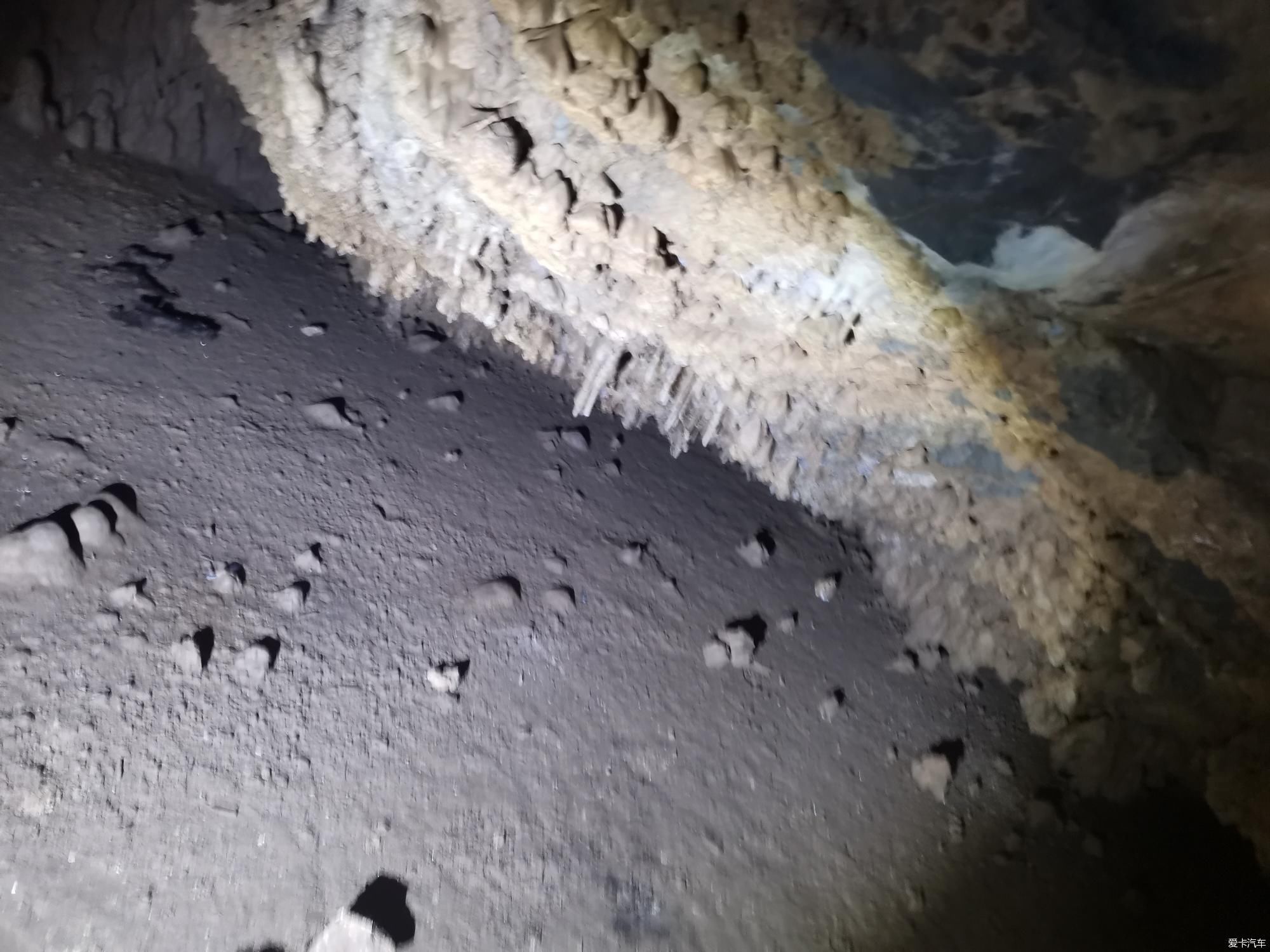  彩虹洞|【鹿卡带你去旅行】刺激的挑战自我