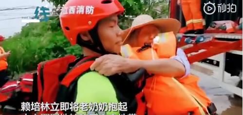 大哭|公交司机蓄意报复、痛失9000万男子大哭:总有一种爱温暖你