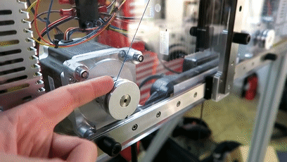  开挂|兄弟开挂吗？球杆装火箭、靶心自己找飞镖，想输都难