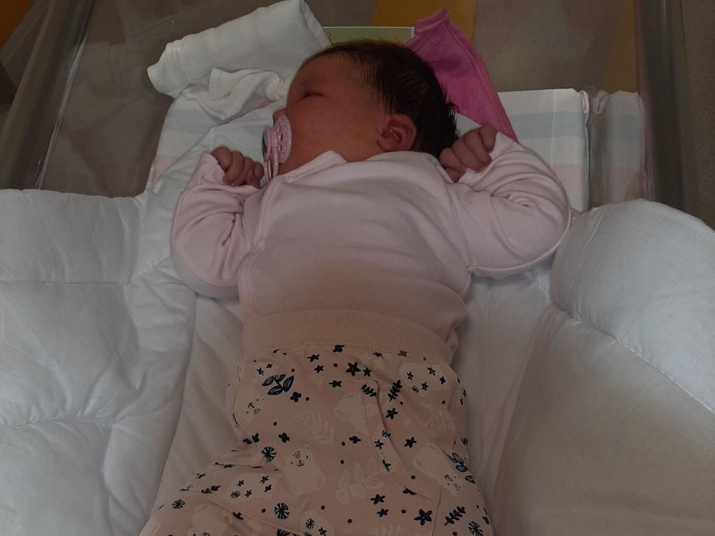 史以来最重|女子生下14斤重巨婴,接生医生惊呼:没想到这么大