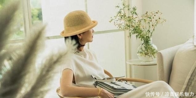 岁后|女人到了50岁后,拒绝“妈妈装”,学三木妈妈这3种优雅知性穿搭