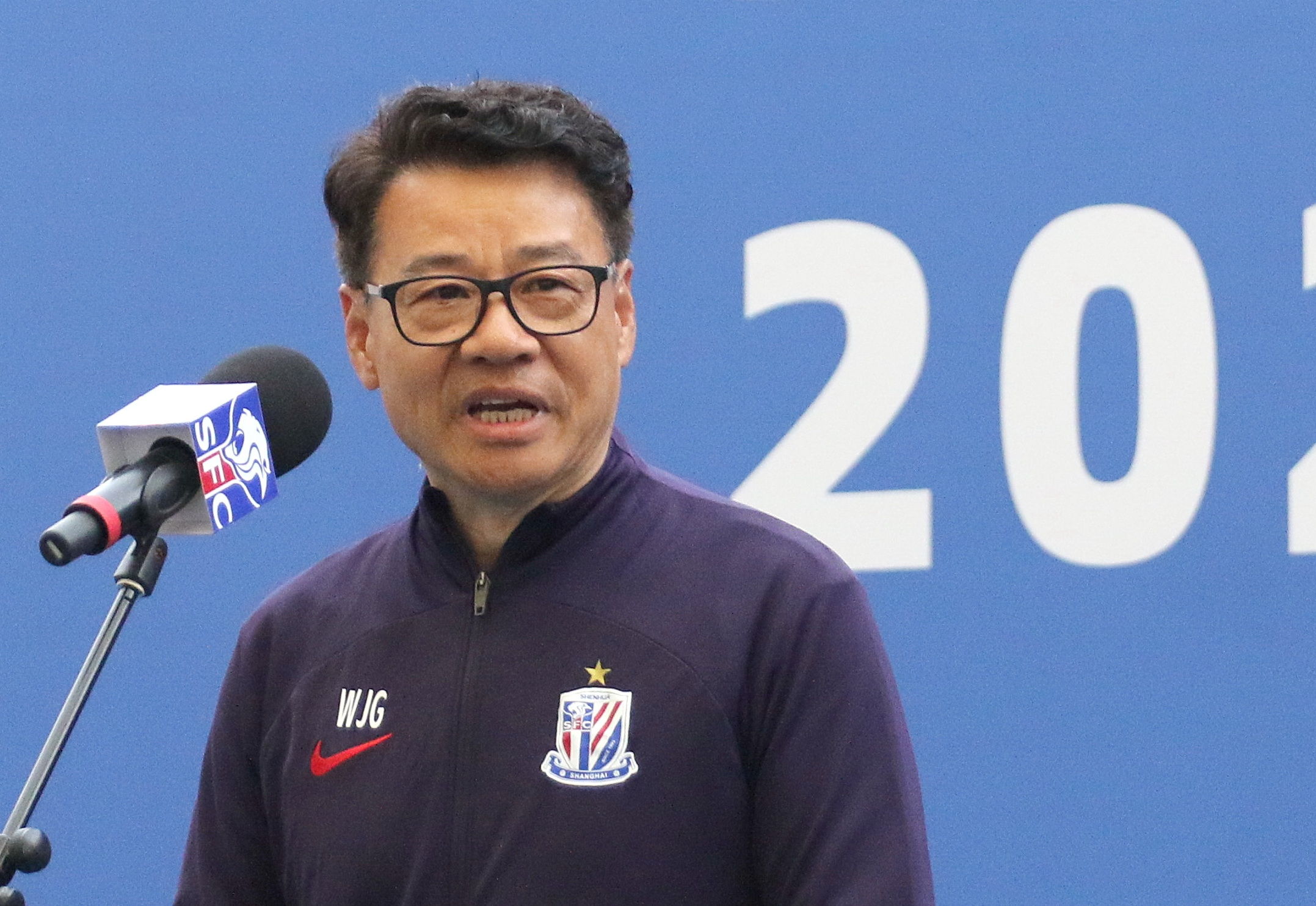 吴曦与特谢拉双核缺席对大连人之战，吴金贵自信申花已做好准备
