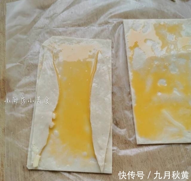 上桌|手抓饼新吃法，两块饼放烤箱烤一烤就能端上桌，家人都爱吃