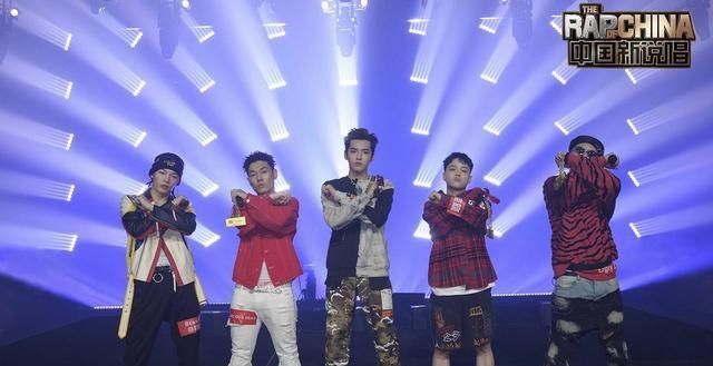  人气|《新说唱》吴亦凡又惹非议，人气高拉票占尽优势，其他三组太难了