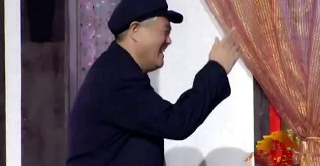  紧张|宋小宝春晚上紧张到忘记词，急中生智说的一个字，却意外成就经典