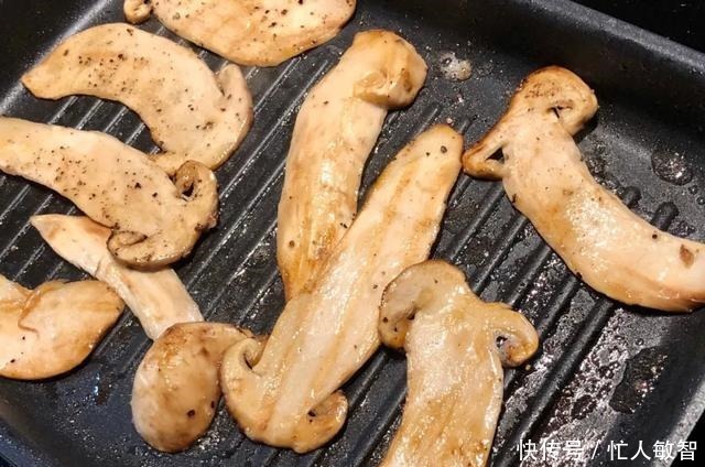 超过|这才是香格里拉松茸之王,每根都超过17厘米,黄油香煎太完美了