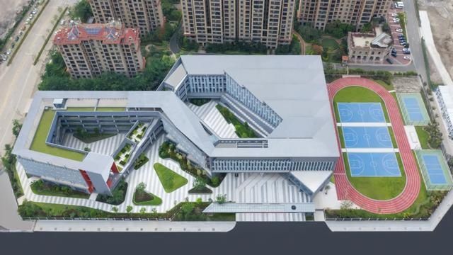 公共教|无限循环的立体公园——海口市椰博小学