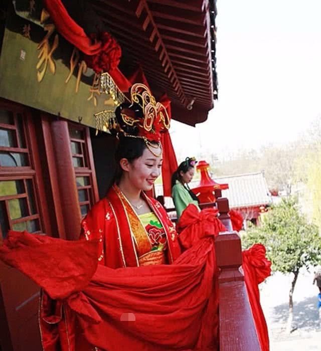 功名|史上最出名的一副对联,让这个人既考取了功名,也赢得了漂亮媳妇