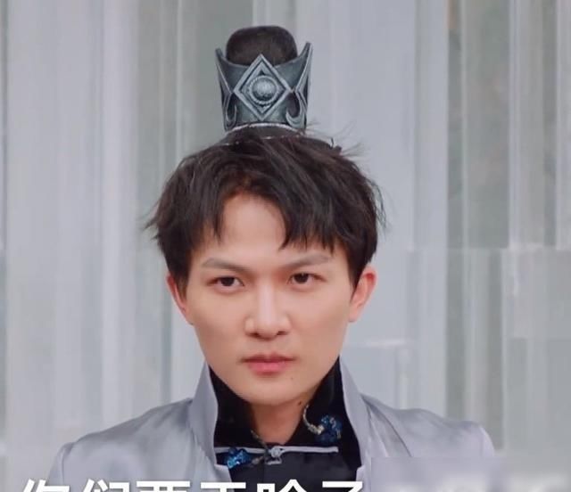  排名|《歌手》的排名再次激起公众的愤怒，头号冠军被淘汰，谁在幕后