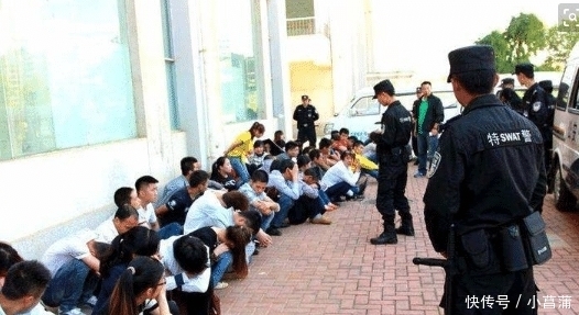 误入|女孩误入传销窝，两月后传销组织硬塞给她一百元：求你快走吧