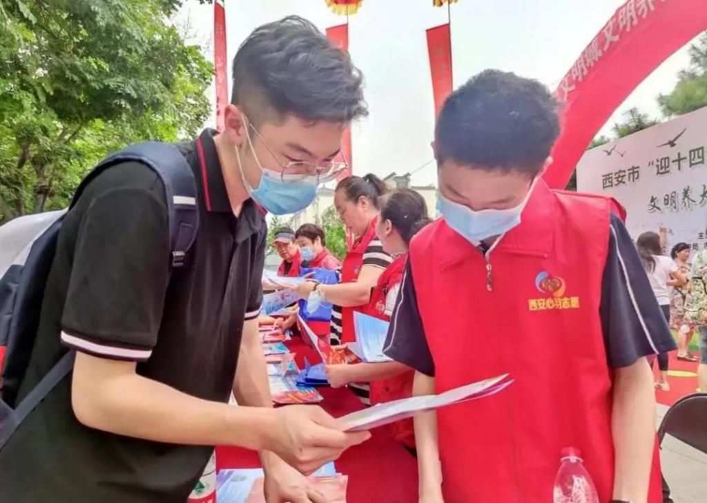 养犬|文明养犬,我们不掉“链”!