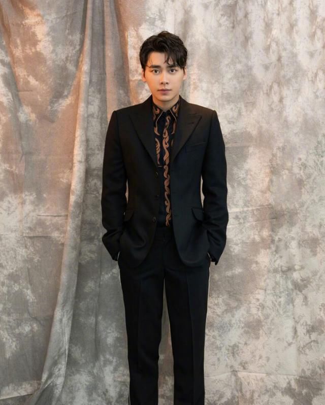  瘦下来|李易峰，一个月暴瘦20斤，方法主要有3点，学会1点就能轻松瘦下来