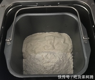 吐司|#爱好组—高筋#紫薯辫子面包