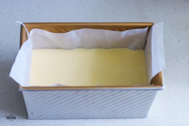  手轻|网红抖臀蛋糕，用手轻碰就一直抖个不停，迫不及待咬下一口，真香