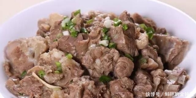 忌放|炖肉时最忌放“此物”,10人7个错用“它”,难怪肉不香还很臭!