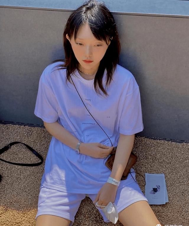  大街|谁说白T恤烂大街，那是你不会搭！